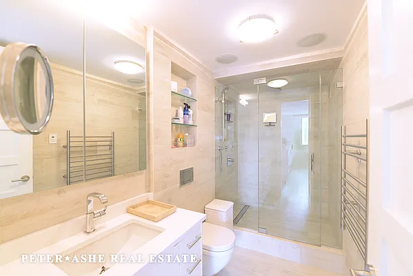 Rented by Peter Ashe | media 38