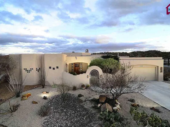 10030 Tuscany Dr, Las Cruces, NM 88007