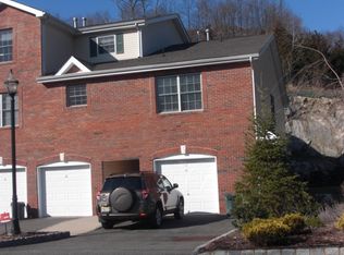 30 Federal Hill Rd UNIT 01, Pompton Lakes, NJ 07442