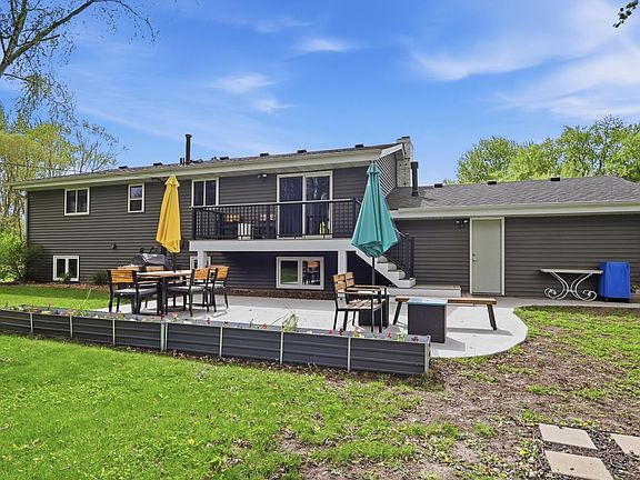 2nd image of 4440 Urbandale Ct N