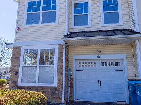 2nd image of 36 Old Cedarbrook Rd