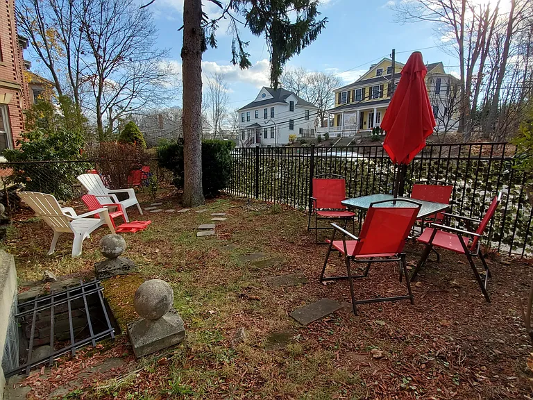 811 Washington St #3 — Photo 41