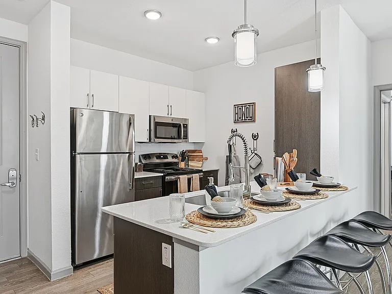 LIV+ Arlington — Photo 6