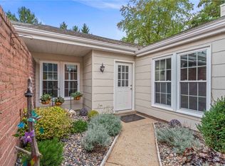 228 Roscommon Pl, Mcmurray, PA 15317