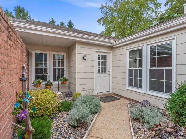 228 Roscommon Pl, McMurray, PA 15317