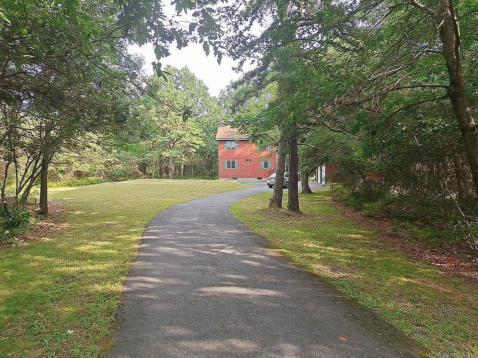 2nd image of 76 Wild Creek Dr