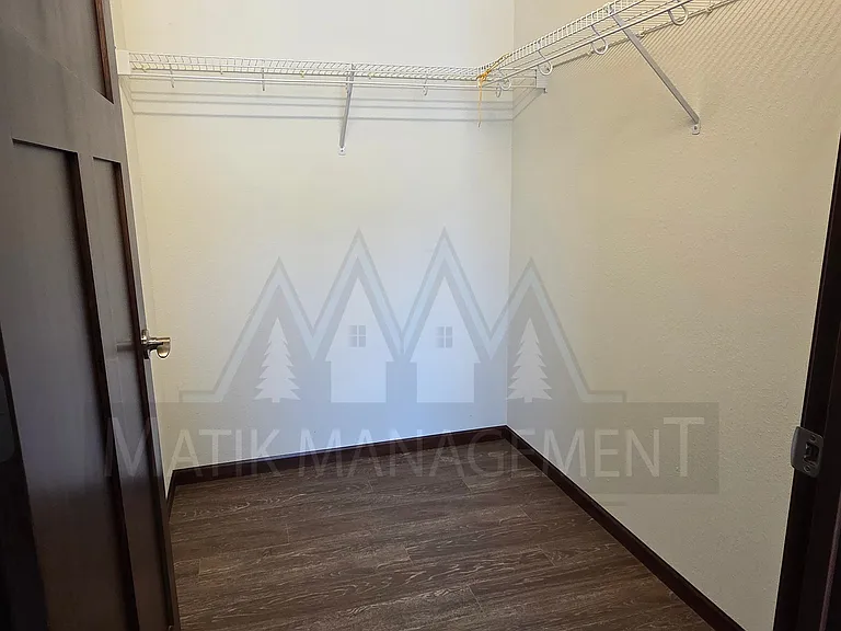 2581 Hawk Ridge Ct SE — Photo 23