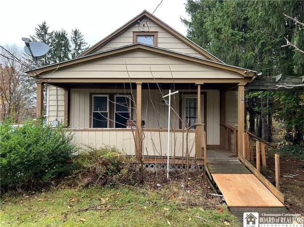 124 W Fairmount Ave, Lakewood, NY 14750