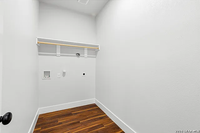 823 W French Pl — Photo 28