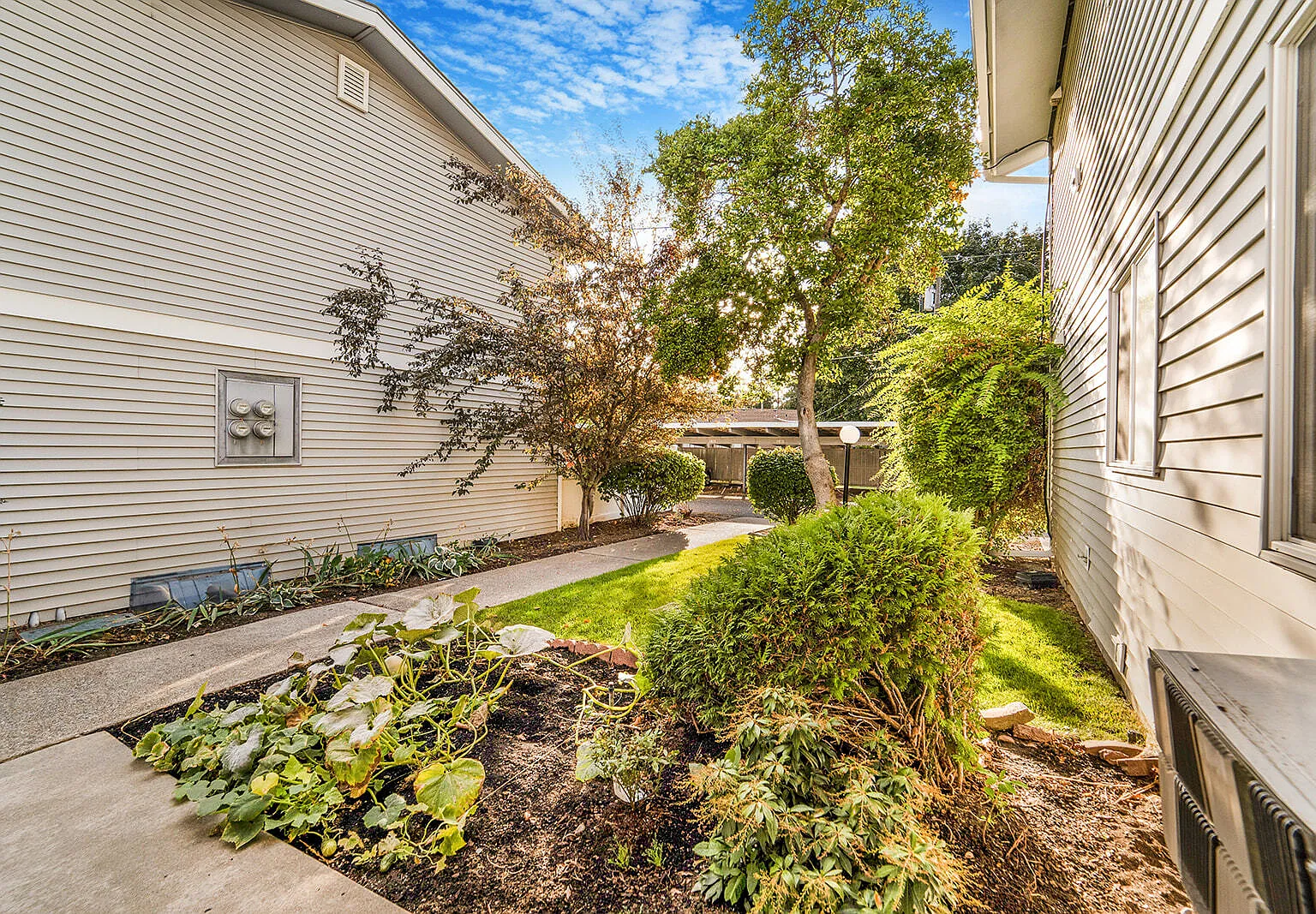 3914 South Regal Street - 101 — Photo 4