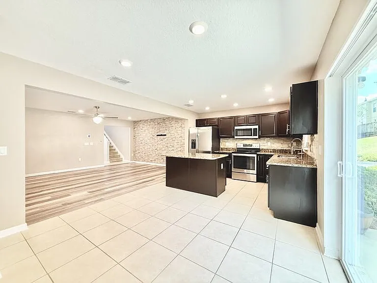 3824 Exeter Ln #1 — Photo 11
