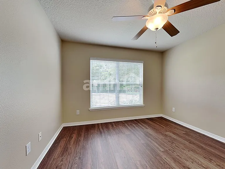 915 Branchwood Way — Photo 20