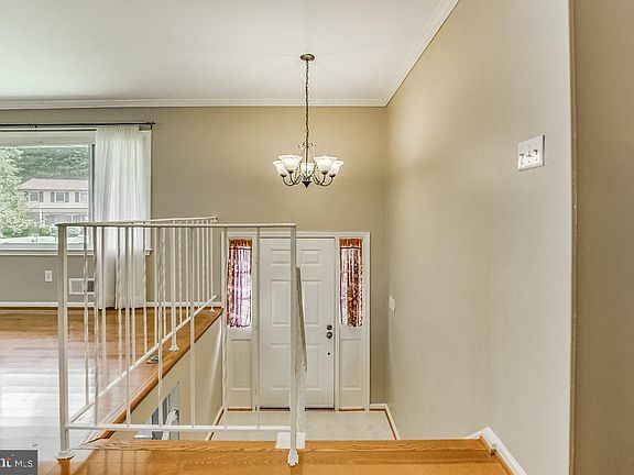 4th image of 5012 Dequincey Dr