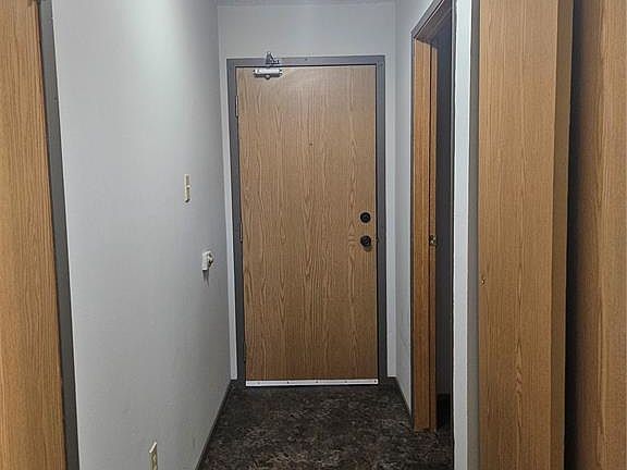 2nd image of UNIT 205-306 Perkins STREET