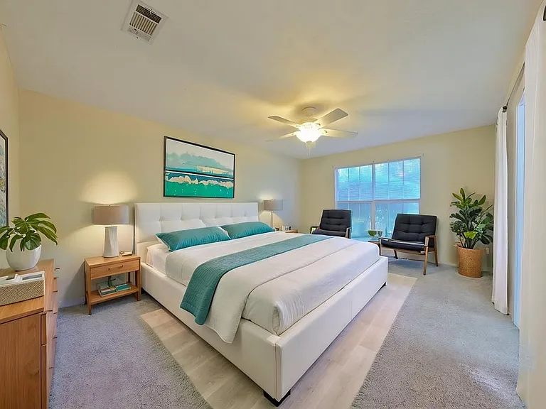 24 Neptune Dr — Photo 12