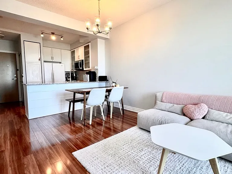 60 Byng Ave #2307 — Photo 14