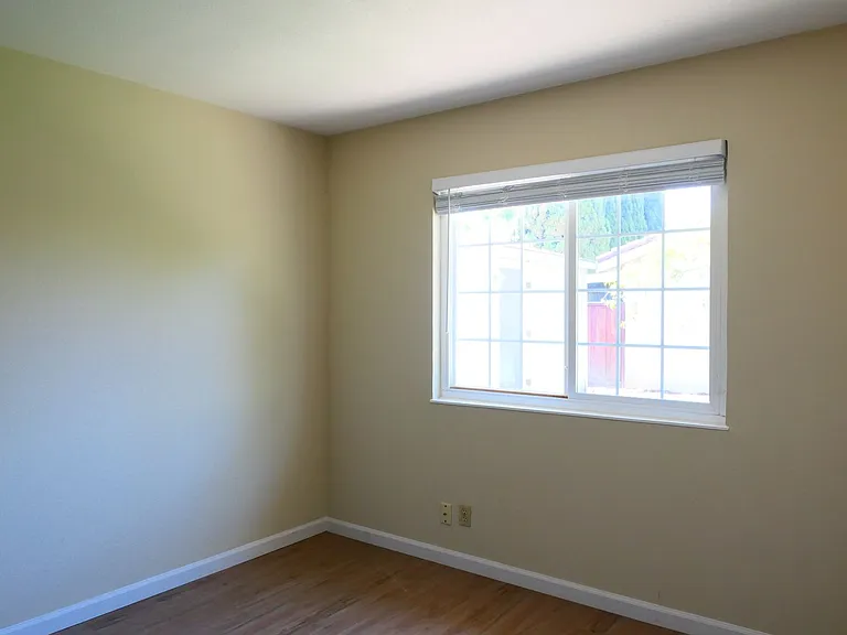 33975 Frederick Ln — Photo 10