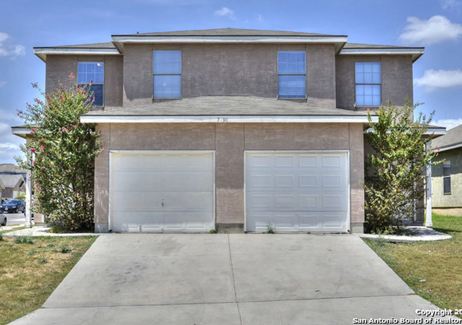 3 Bedroom/2.5 Bath Woodlake Golf Way Subdivision — Photo 1