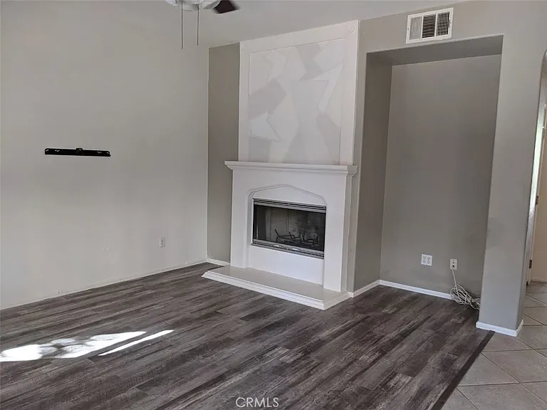 40200 Bellevue Dr #40200 — Photo 16