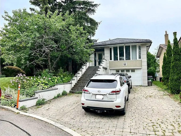 4 Hyfan Ct #LOWER — Photo 1