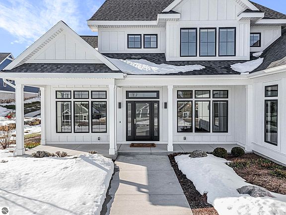 5th image of 103 Vineyard Ridge Dr