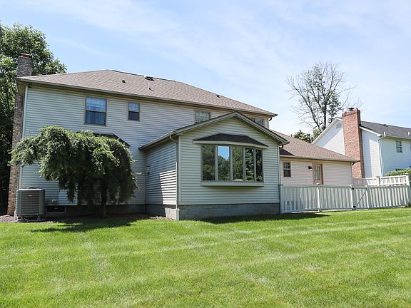 4th image of 5900 Cherrywood Dr