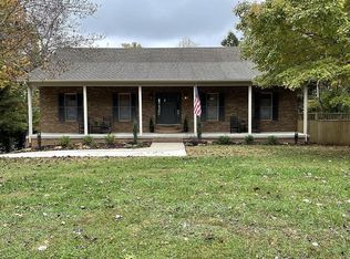 230 Elklore Ave, Estill Springs, TN 37330