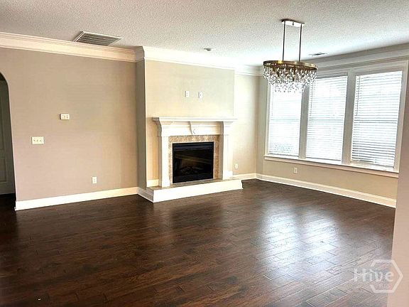 3rd image of 182 Saddleclub Way