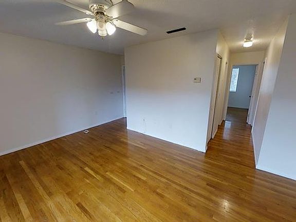 3rd image of 304 E Whitehall Ct APT B