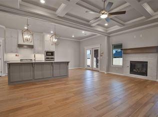 1625 NE 32nd St, Moore, OK 73160