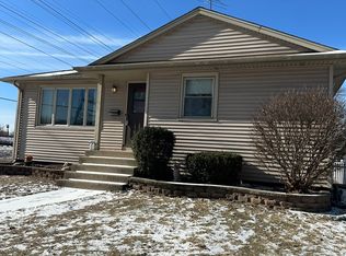 4624 Kenilworth Ave, Berwyn, IL 60402