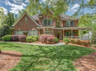 805 Scotty Ct, Cramerton, NC 28032