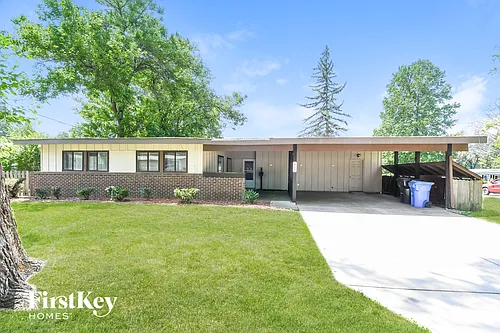 2240 Cherry Ln Photo 1