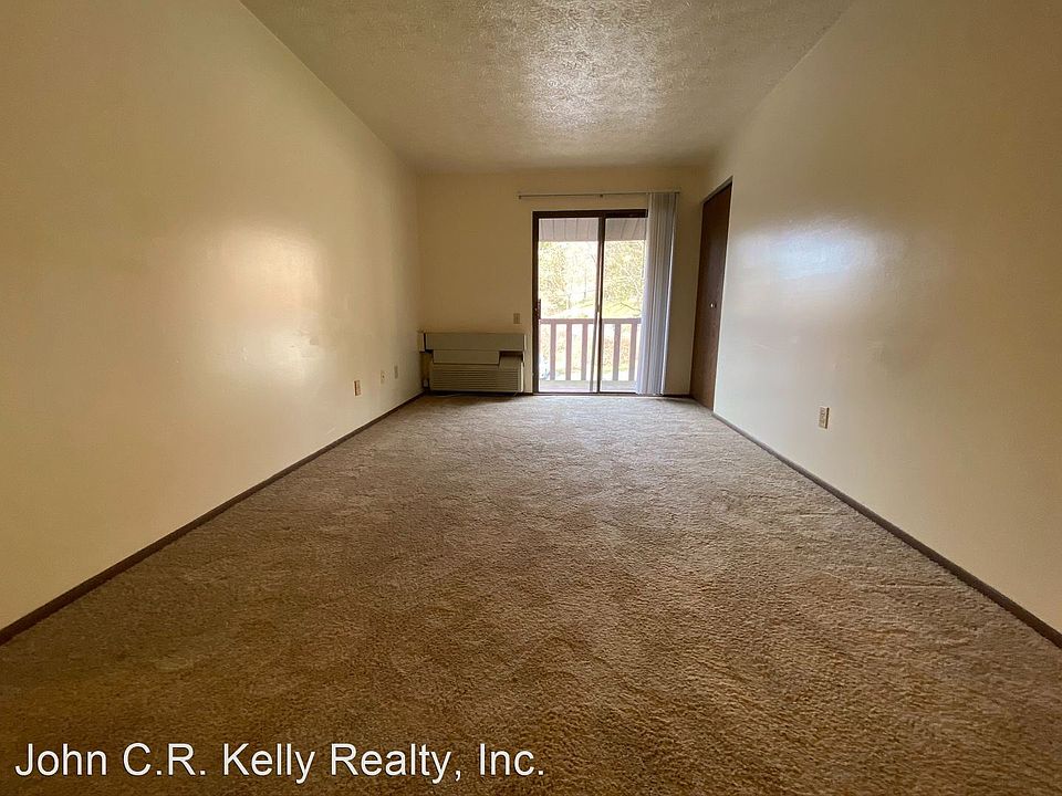 1st image of 100 Hunter Garden Ct APT 121