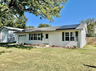 238 S Denton St, Centralia, MO 65240