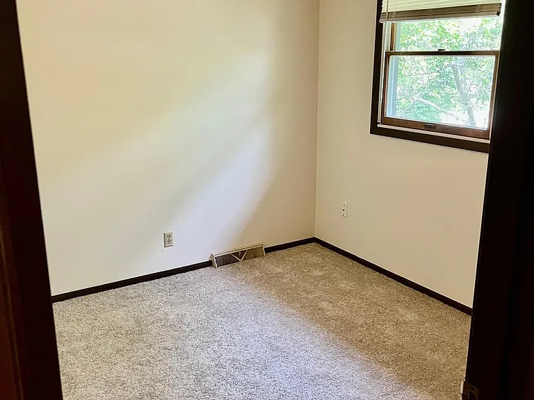 447 Front Ave SE #447 — Photo 7