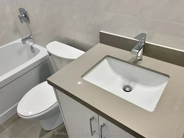 3065 Queen Frederica Dr #402 — Photo 13