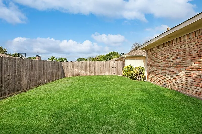 Building Photo - 2116 Winterstone Dr