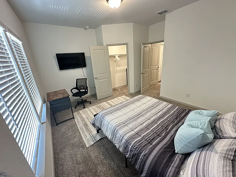 10232 Eaglewood Nook #101 — Photo 4