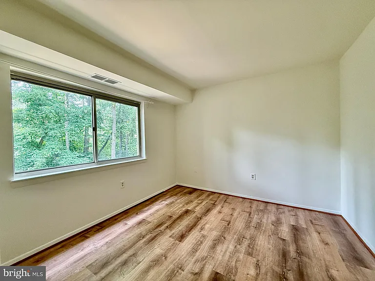 12204 Braxfield Ct #235 — Photo 18