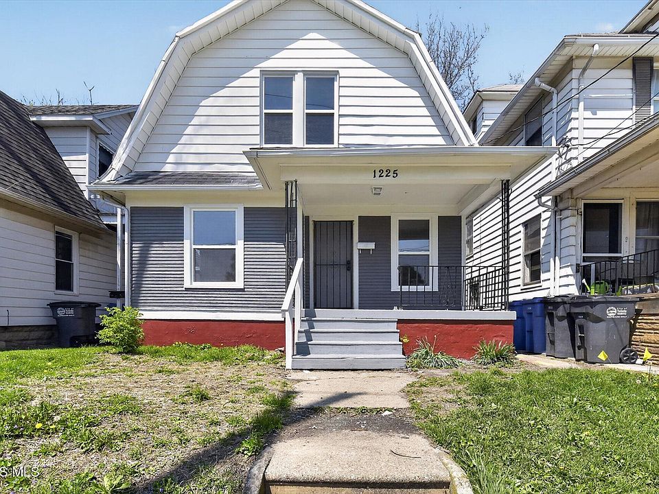 1st image of 1225 Varland Ave