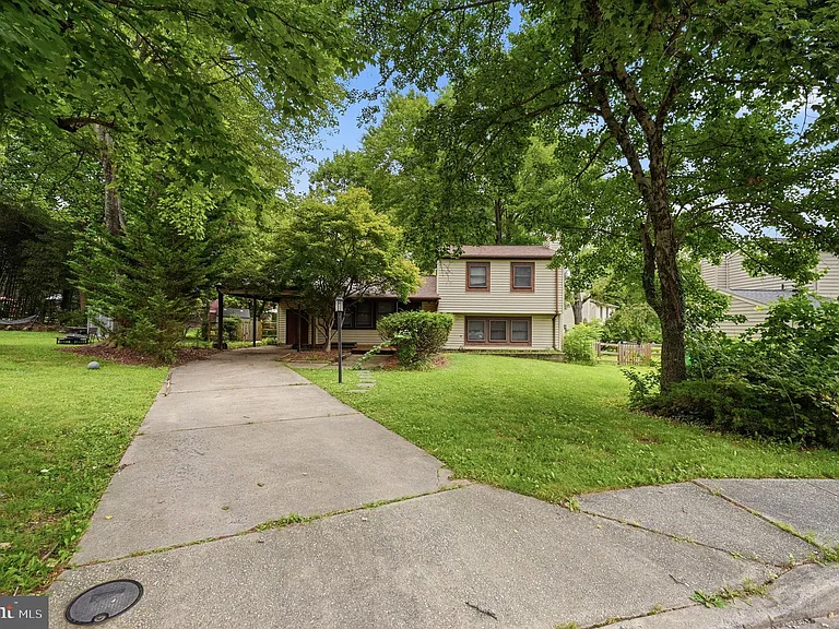 6251 Parallel Ln — Photo 3