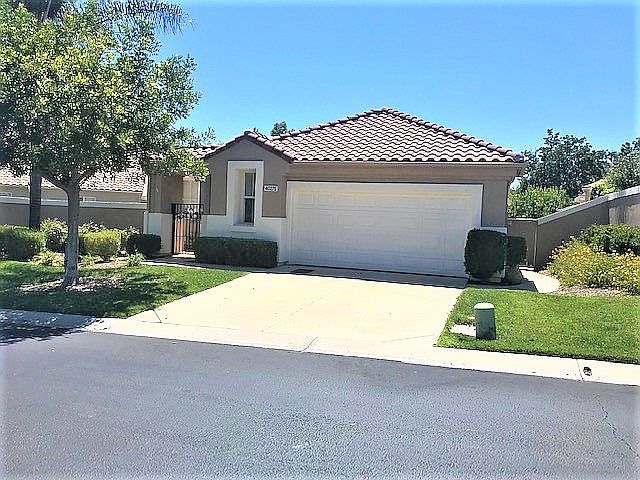 1st image of 40275 Colony Dr