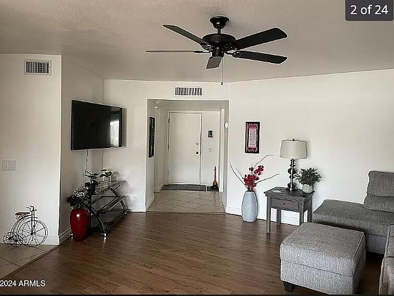 3rd image of 13514 W PROSPECT Drive