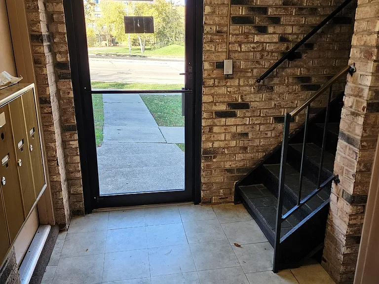 105 Martin Luther King Dr E #2 — Photo 20