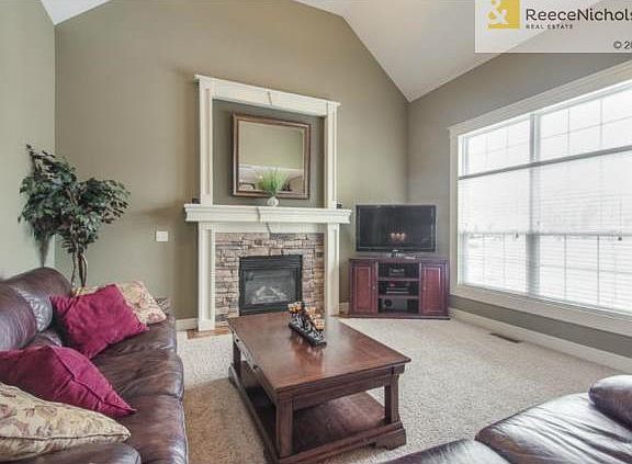 5th image of 1914 White Tail Ln