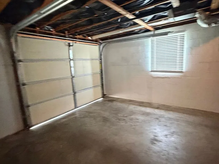 160 E Regent Dr — Photo 10