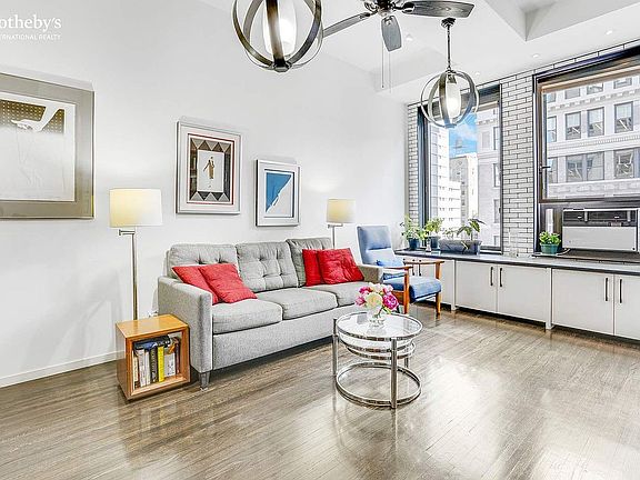 5th image of 148 W 23rd St APT 8H