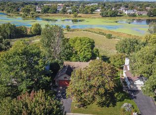 13812 Sunset Lake Dr, Burnsville, MN 55337