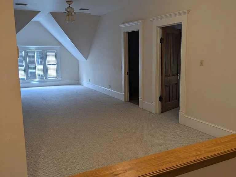 114 W Park Ave — Photo 40